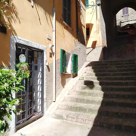 Centro Storico - Perugia, Centro Apartment *